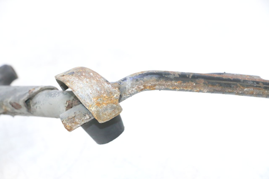 photo de BEQUILLE CENTRALE PEUGEOT SATELIS 125 (2013 - 2018) - Détails caractéristiques