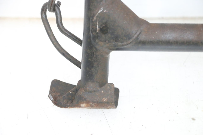 photo de BEQUILLE CENTRALE YAMAHA TDM ABS 900 (2002 - 2014) - Vue rapprochée