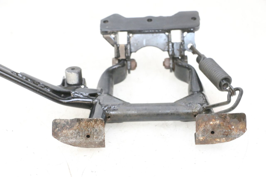 photo de BEQUILLE CENTRALE YAMAHA TDM ABS 900 (2002 - 2014) - Autre angle de vue