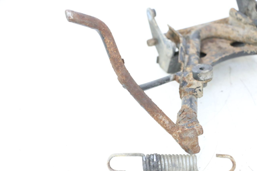photo de BEQUILLE CENTRALE PEUGEOT TKR TREKKER FURIOUS 50 (2005 - 2014) - Zoom état d’usage