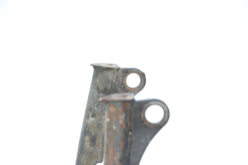 photo de BEQUILLE CENTRALE HONDA VFR FI RC46 800 (1998 - 2001) - Points de fixation