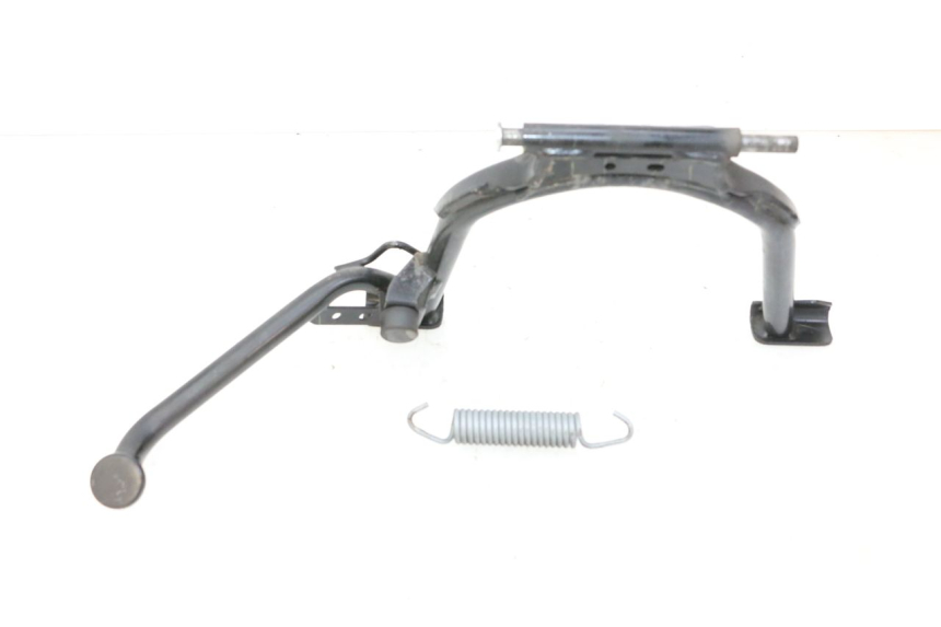 photo de BEQUILLE CENTRALE YAMAHA XMAX X-MAX 125 (2021 - 2025) - Gros plan technique