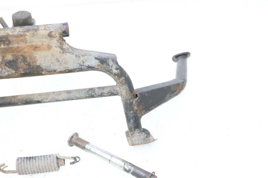 photo de BEQUILLE CENTRALE YAMAHA XMAX X-MAX 125 (2006 - 2009) - Points de fixation