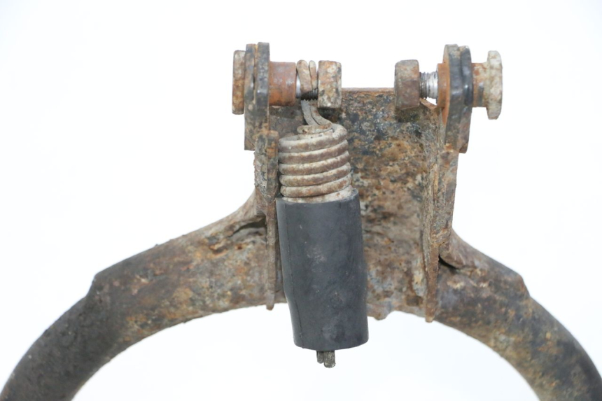photo de BEQUILLE CENTRALE YAMAHA XJN DIVERSION 600 (2000 - 2003)