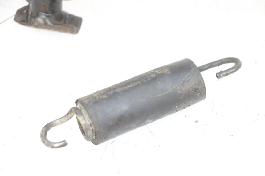 photo de BEQUILLE CENTRALE YAMAHA YP MAJESTY 125 (2002 - 2006) - Détails caractéristiques