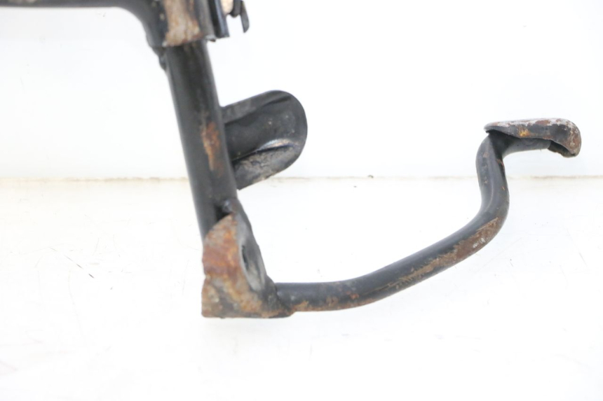 photo de BEQUILLE CENTRALE PIAGGIO ZIP 2T 50 (2009 - 2019) - Points de fixation