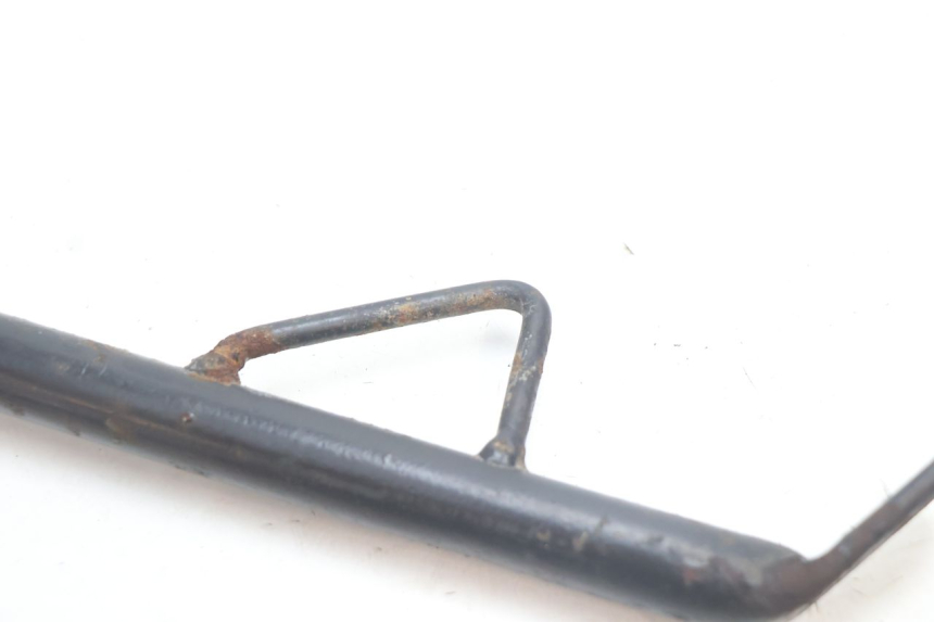 photo de BEQUILLE LATERALE KEEWAY F-ACT NAKED 50 (2009 - 2014) - Gros plan technique