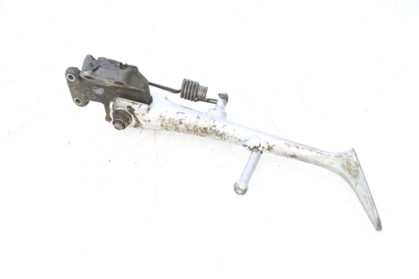 photo de BEQUILLE LATERALE SUZUKI GSR 600 (2005 - 2012) - Détail de la pièce