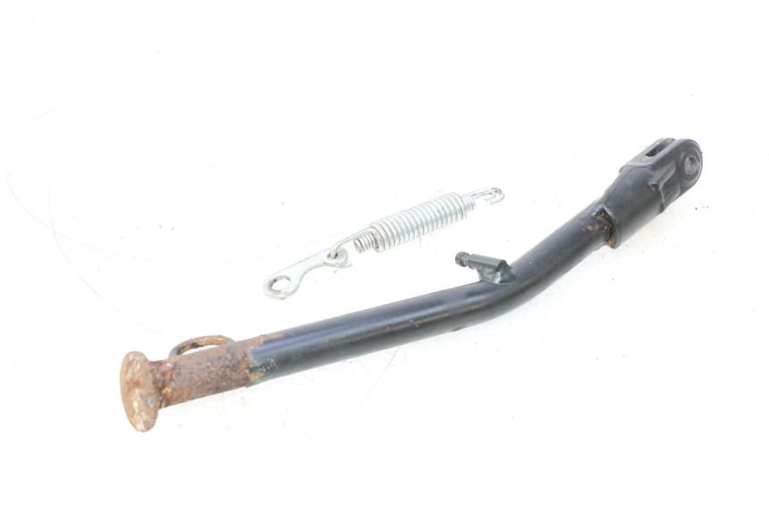 photo de BEQUILLE LATERALE RIEJU MRT PRO SUPERMOTARD 50 (2007 - 2018) - Gros plan technique