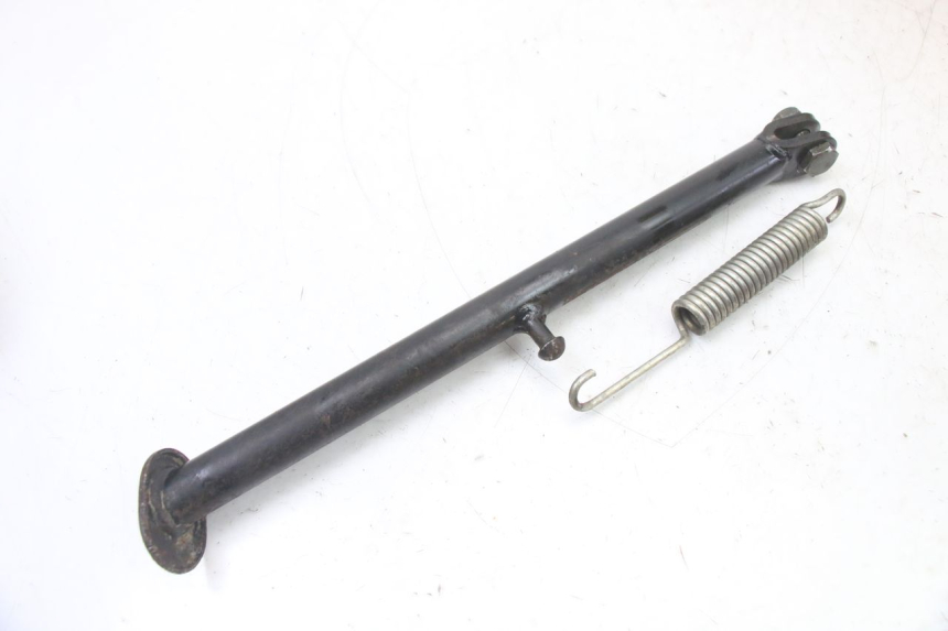 photo de BEQUILLE LATERALE YAMAHA TTR 125 (2000 - 2020) - Détail de la pièce