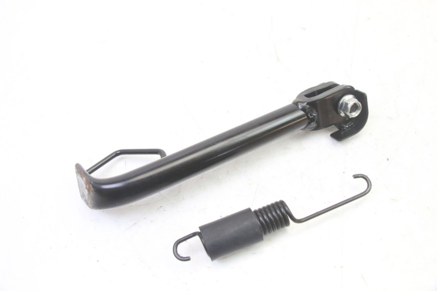 photo de BEQUILLE LATERALE YAMAHA XMAX X-MAX 125 (2021 - 2025) - Autre angle de vue