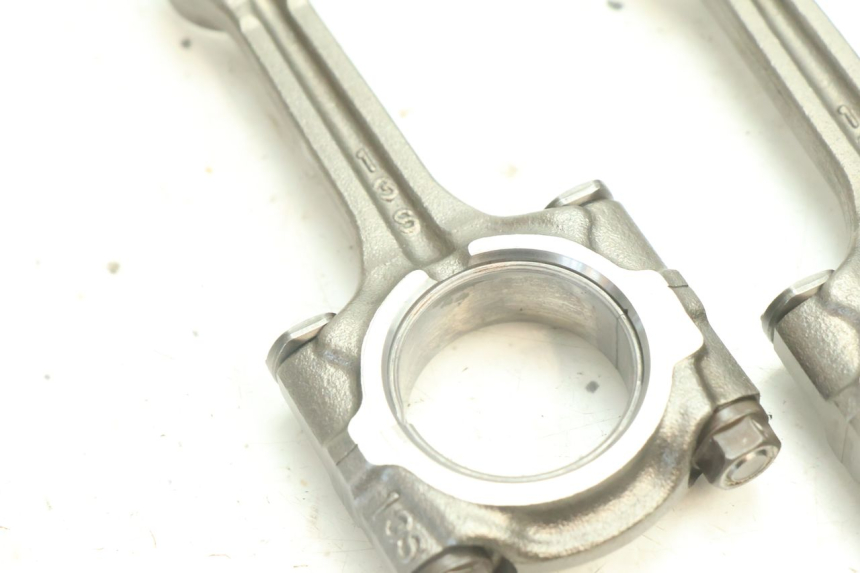 photo de BIELLE YAMAHA YZF R6 600 (2008 - 2009) - Gros plan technique