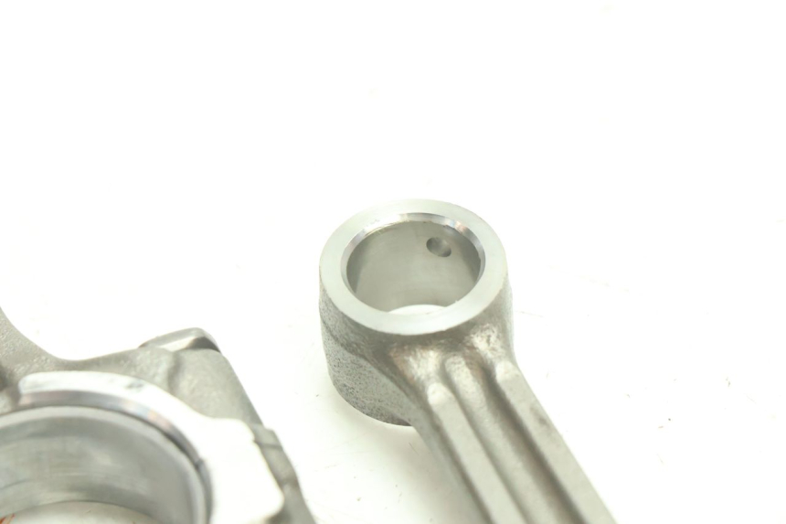 photo de BIELLE YAMAHA YZF R6 600 (2008 - 2009) - Points de fixation