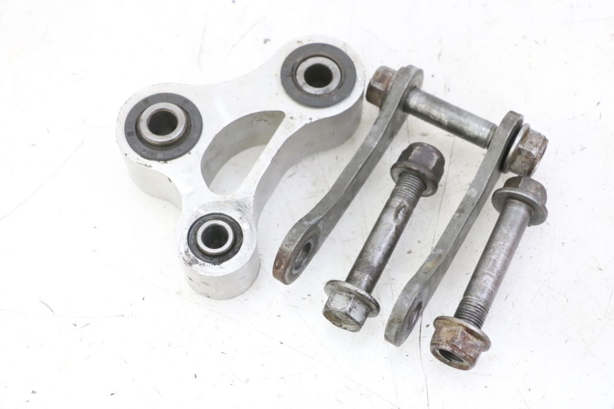 photo de BIELLETTE AMORTISSEUR HONDA CR 85 (2003 - 2007) - Détail de la pièce