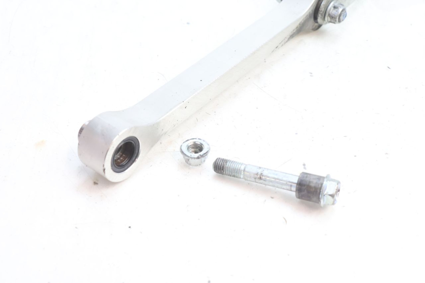 photo de BIELLETTE AMORTISSEUR YAMAHA FZ8 800 (2010 - 2016) - État de surface