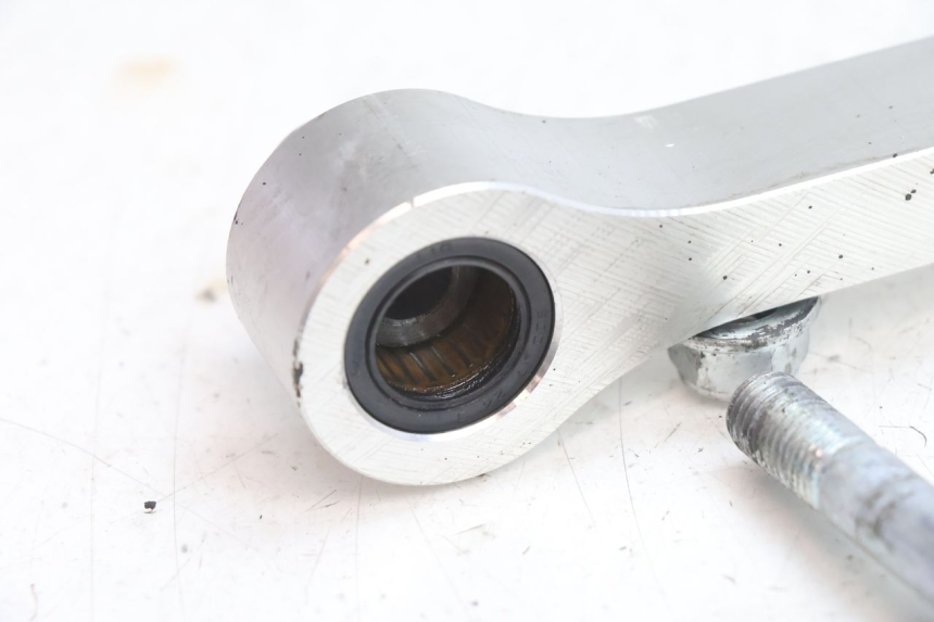 photo de BIELLETTE AMORTISSEUR YAMAHA FZ8 800 (2010 - 2016) - Pièce contrôlée
