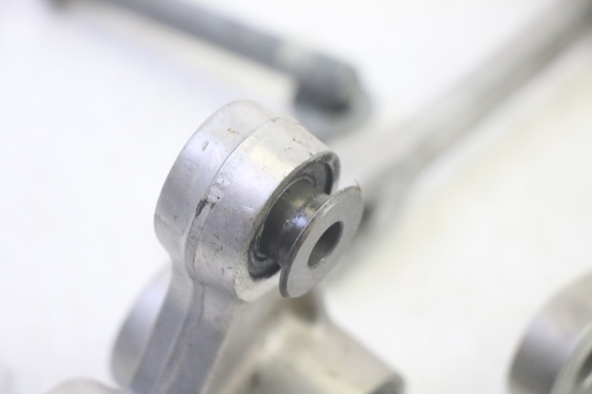 photo de BIELLETTE AMORTISSEUR KAWASAKI KXF KX-F 250 (2017 - 2019) - Détails caractéristiques