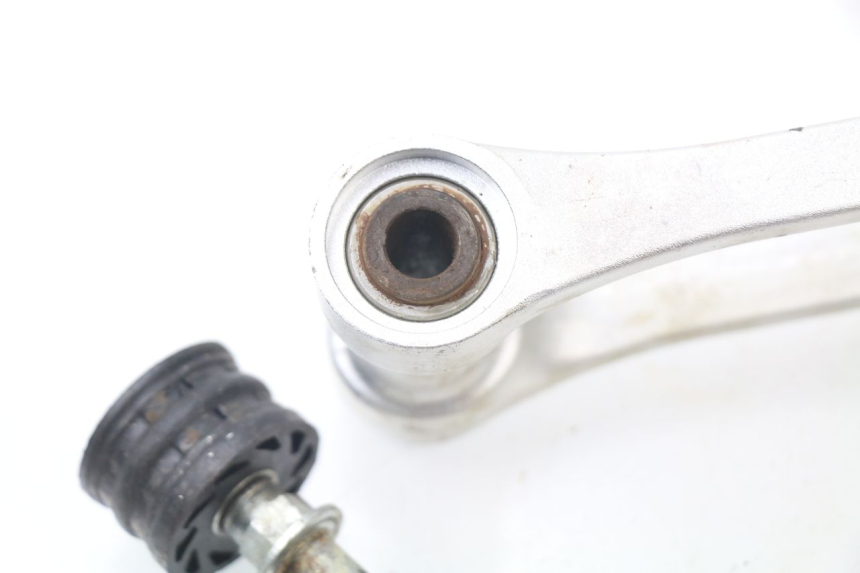 photo de BIELLETTE AMORTISSEUR ASIAWING NC ENDURO 250 (2015 - 2021) - Gros plan technique