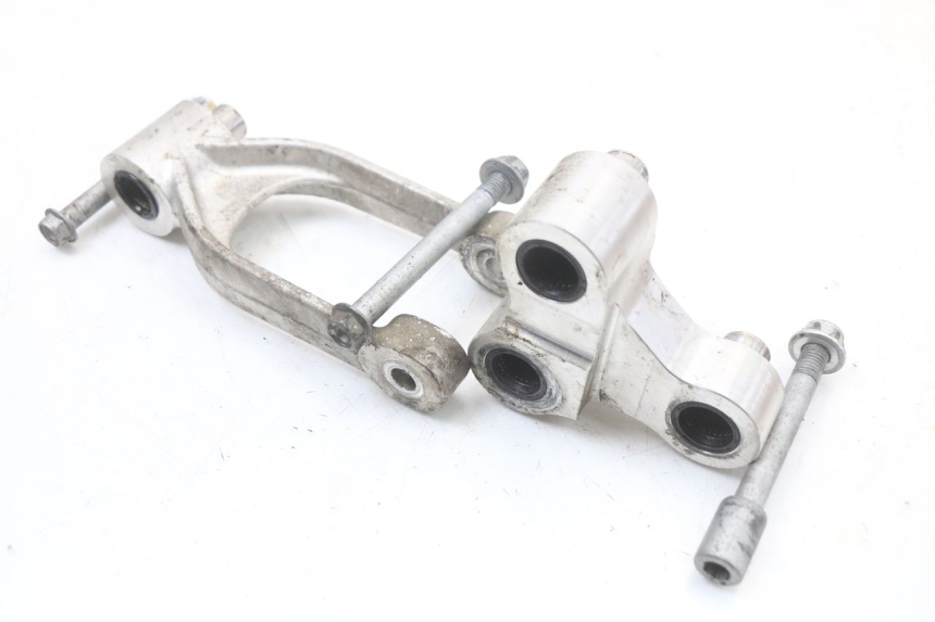 photo de BIELLETTE AMORTISSEUR MOTO GUZZI NORGE 8V GT 1200 (2011 - 2016) - Zoom état d’usage