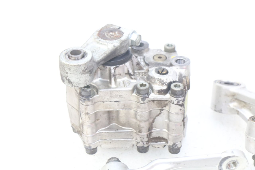 photo de BIELLETTE AMORTISSEUR SUZUKI TLS TL S 1000 (1997 - 2001)