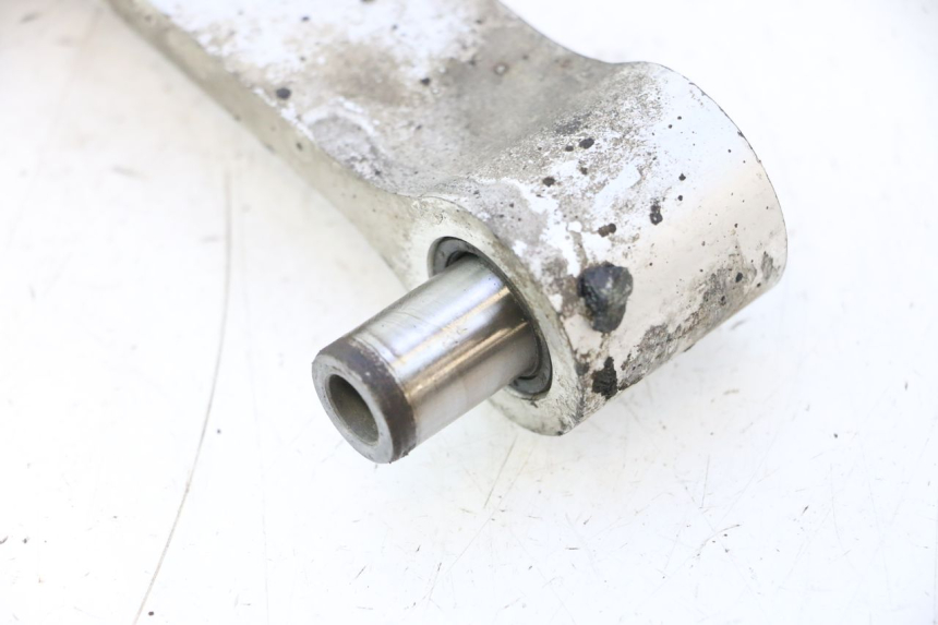 photo de BIELLETTE AMORTISSEUR HONDA VFR FI RC46 800 (1998 - 2001) - Pièce contrôlée