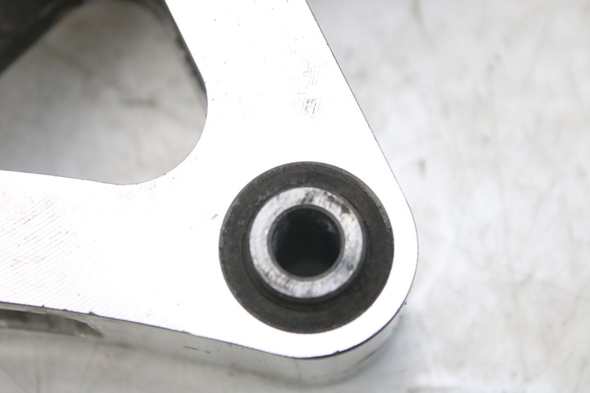 photo de BIELLETTE AMORTISSEUR YAMAHA YZF R1 1000 (2007 - 2008)