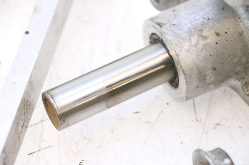 photo de BIELLETTE AMORTISSEUR YAMAHA YZF R6 600 (2008 - 2009) - Détail de la pièce