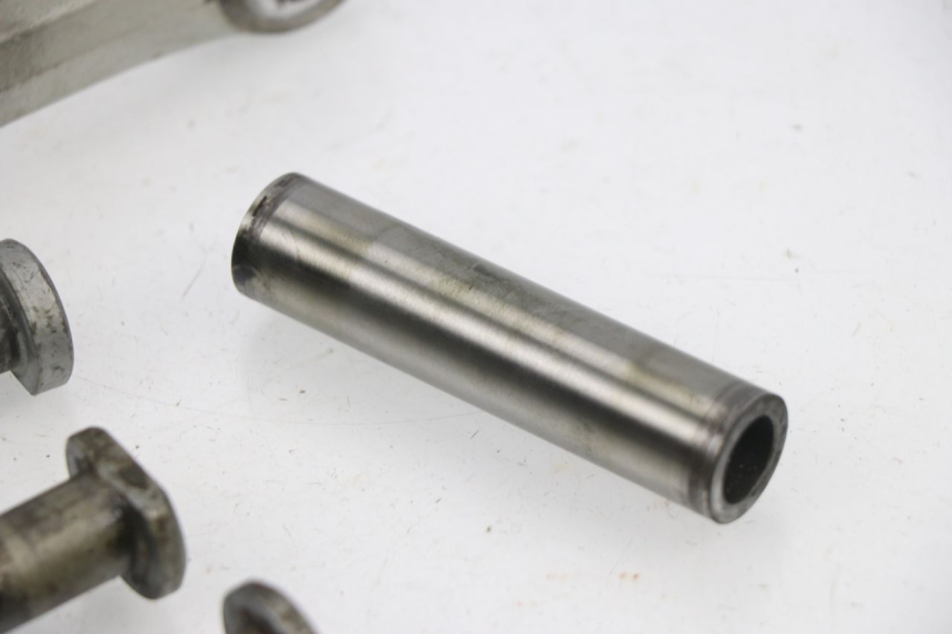 photo de BIELLETTE AMORTISSEUR YAMAHA YZF YZ-F 450 (2006 - 2009) - Zoom état d’usage