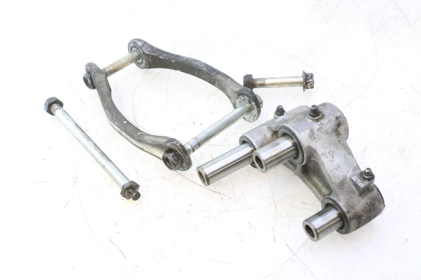 photo de BIELLETTE AMORTISSEUR KAWASAKI ZZR 600 (1995 - 2004) - Détail de la pièce