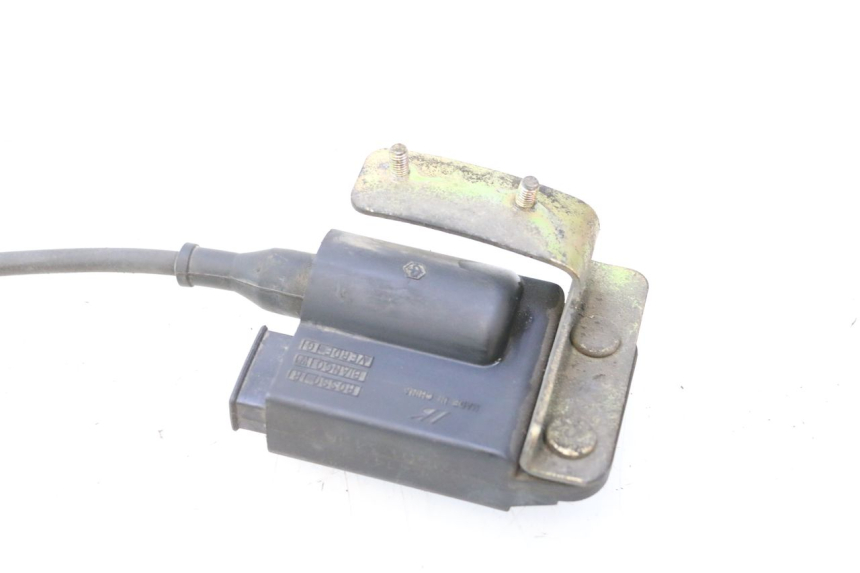 photo de BOBINE PIAGGIO FLY 2T 50 (2004 - 2017) - Points de fixation