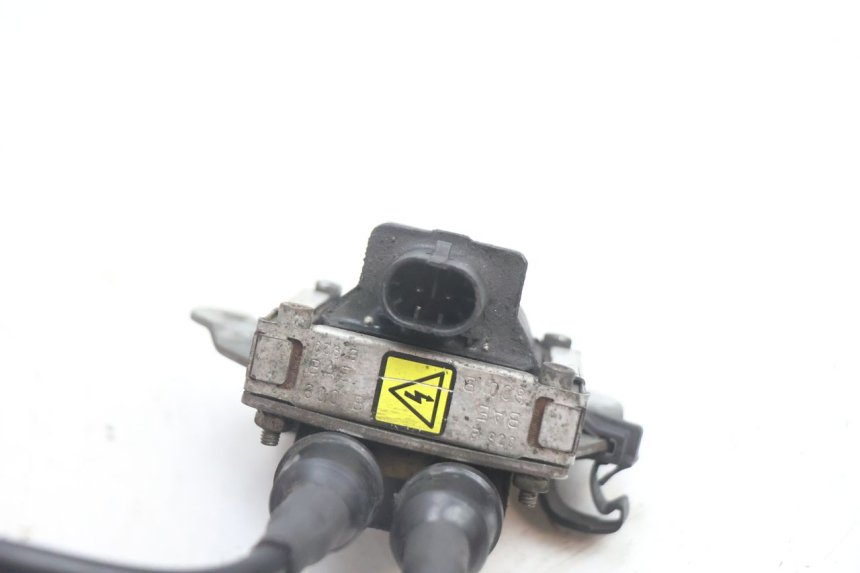 photo de BOBINE GILERA GP 800 (2007 - 2013) - Gros plan technique