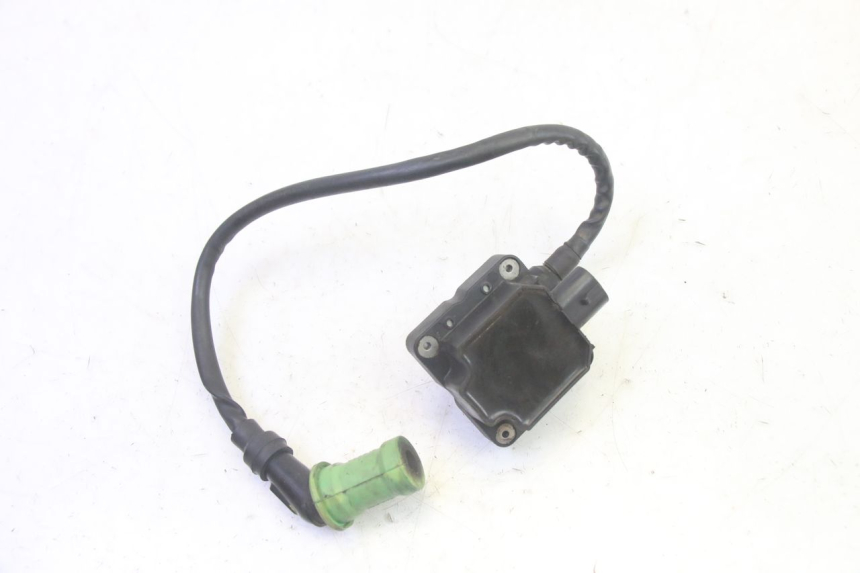 photo de BOBINE PIAGGIO MP3 RL 250 (2007 - 2010) - Autre angle de vue