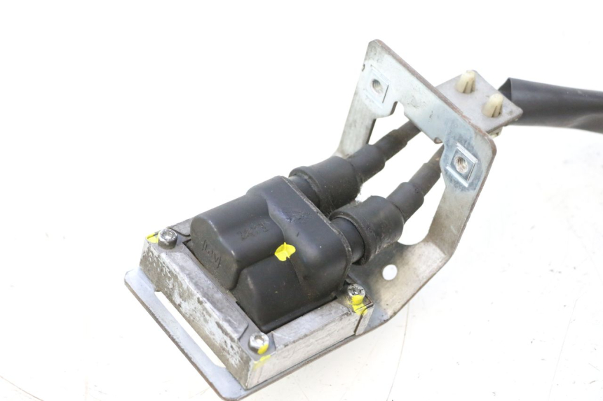 photo de BOBINE PIAGGIO MP3 500 (2011 - 2015) - Points de fixation