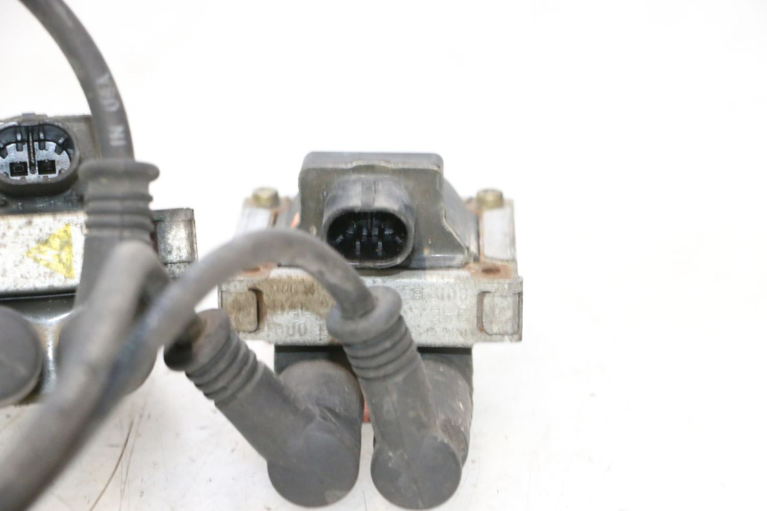 photo de BOBINE DUCATI SS IE DS CARENEE 1000 (2002 - 2006) - Autre angle de vue