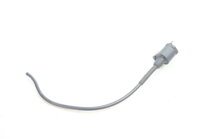 photo de BOBINE PEUGEOT TREKKER 50 (1995 - 2004) - Autre angle de vue