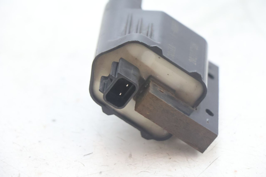 photo de BOBINE PEUGEOT TWEET 4T 50 (2018 - 2022) - Points de fixation