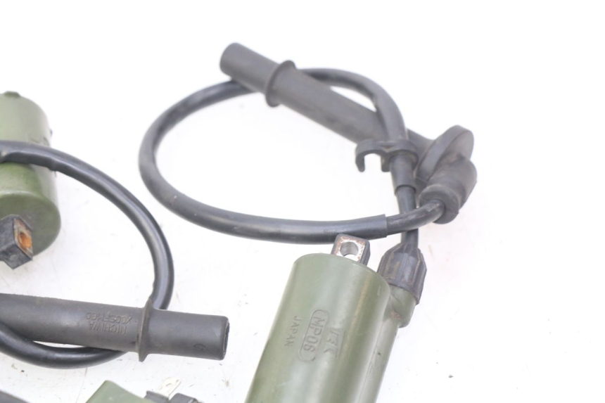 photo de BOBINE HONDA VFR FI RC46 800 (1998 - 2001) - Gros plan technique