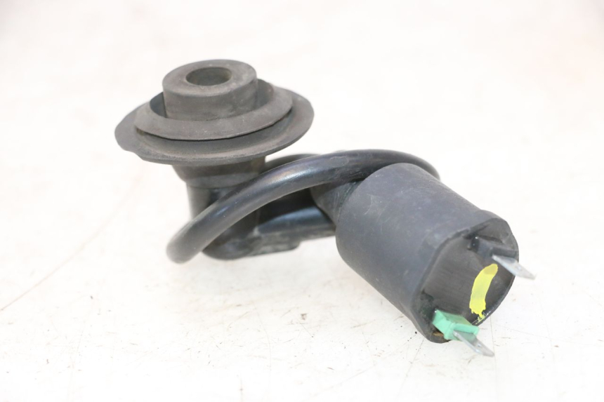 photo de BOBINE PEUGEOT VIVACITY NEW 2T 50 (2008 - 2017) - Zoom état d’usage