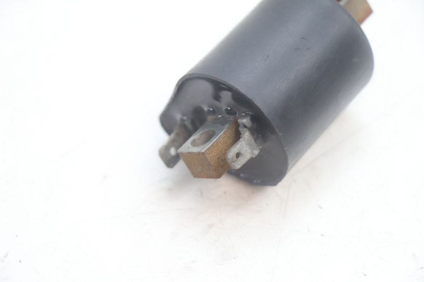 photo de BOBINE YAMAHA XMAX X-MAX 125 (2006 - 2009) - Points de fixation