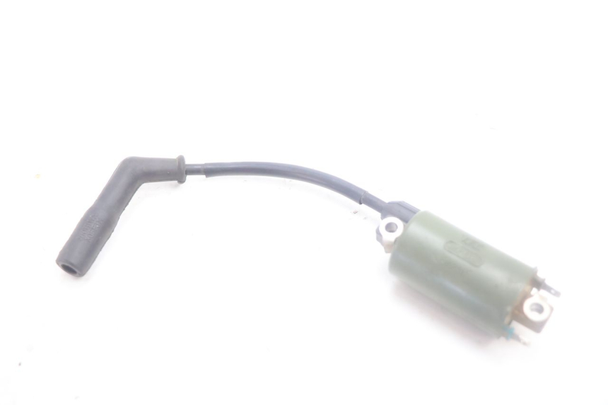 photo de BOBINE HONDA XLV VARADERO 125 (2007 - 2012) - Gros plan technique