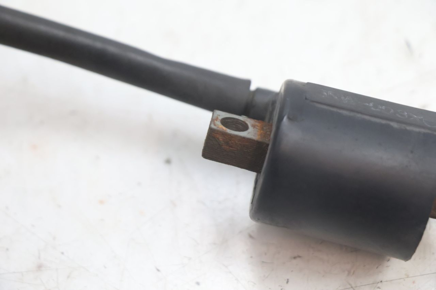 photo de BOBINE YAMAHA YP MAJESTY 125 (2002 - 2006) - Points de fixation