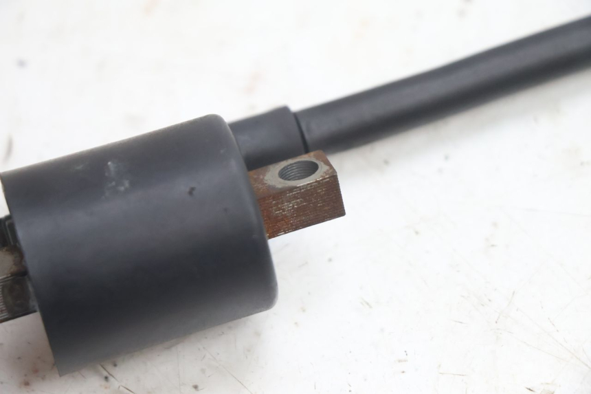 photo de BOBINE YAMAHA YP MAJESTY 125 (2002 - 2006) - Points de fixation