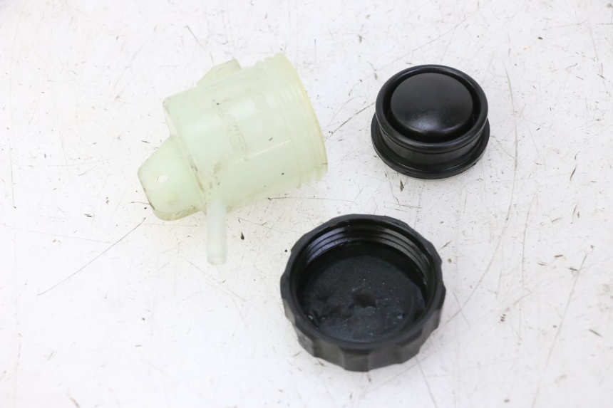 photo de BOCAL LIQUIDE FREIN YAMAHA FJR ABS 1300 (2006 - 2012)