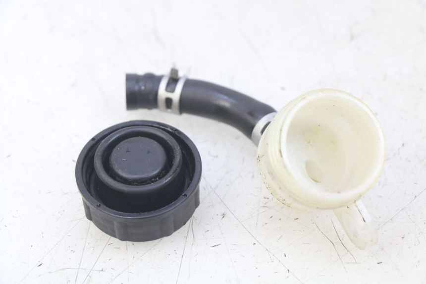 photo de BOCAL LIQUIDE FREIN YAMAHA MT ABS 125 (2014 - 2018)