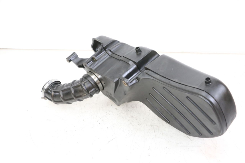 photo de BOITE A AIR PIAGGIO BEVERLY 125 (1998 - 2005) - Gros plan technique