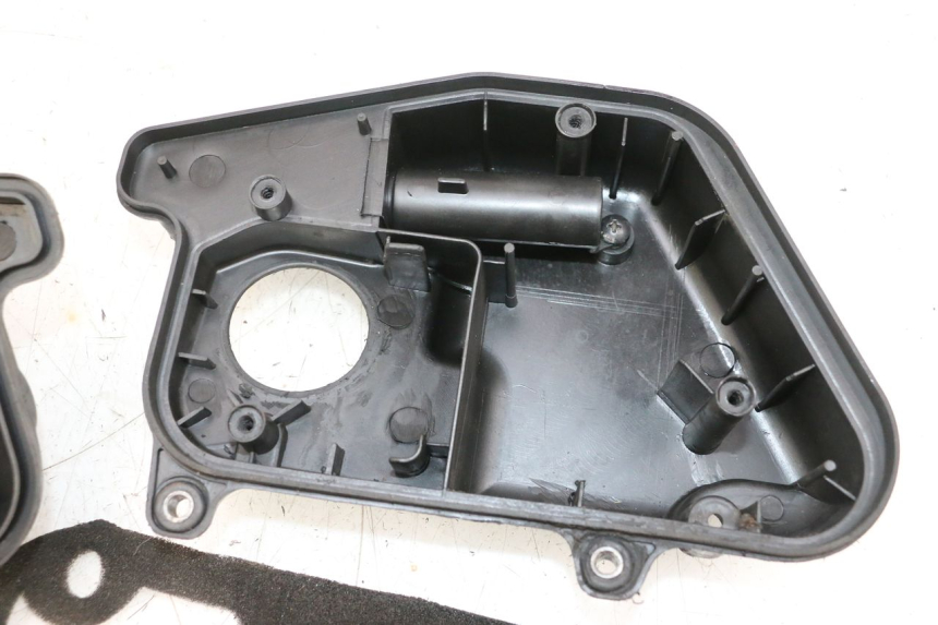 photo de BOITE A AIR MBK BOOSTER SPIRIT NAKED 50 (2004 - 2017) - Vue rapprochée