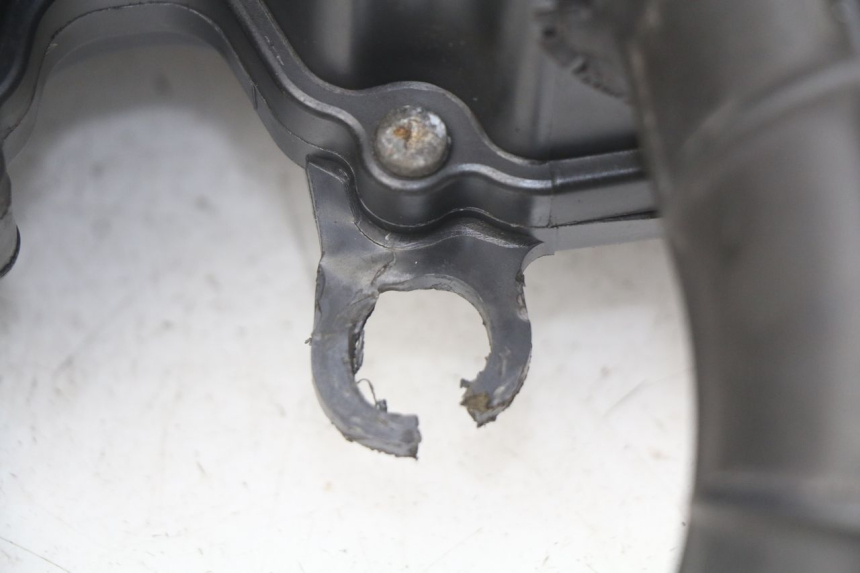 photo de BOITE A AIR HONDA CBR RR FIREBLADE 900 (1992 - 1994)