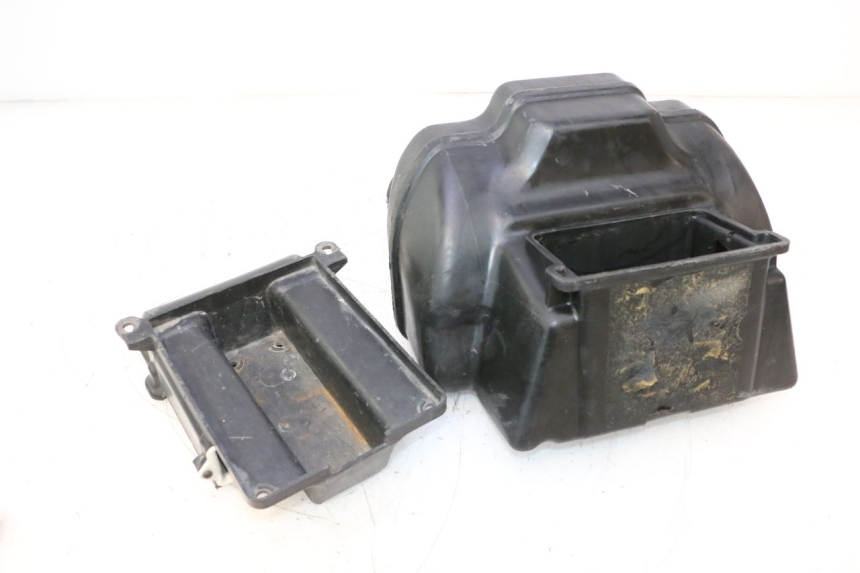 photo de BOITE A AIR KAWASAKI GPX F ZX750F 750 (1986 - 1990) - Vue d’ensemble