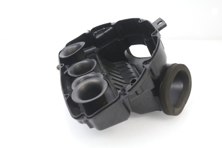 photo de BOITE A AIR SUZUKI GSX-R GSXR 600 (2008 - 2010) - Points de fixation