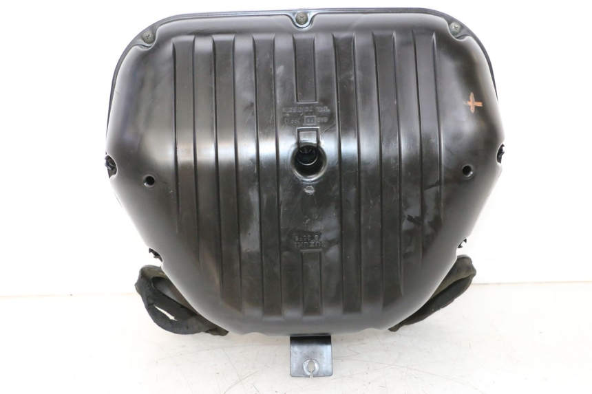 photo de BOITE A AIR SUZUKI GSXR GSX-R 1000 (2003 - 2004) - Détail de la pièce